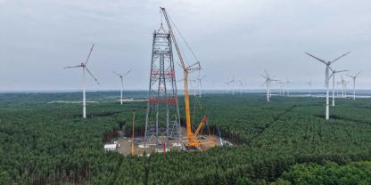 In der Lausitz steht eines der derzeit außergewöhnlichsten Windenergieprojekte kurz vor der Fertigstellung.