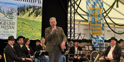 „Das Ergebnis demokratischer Wahlen sollte man akzeptieren“, DJV-Präsident Helmut Dammann-Tamke bei seiner Rede während der Eröffnung.