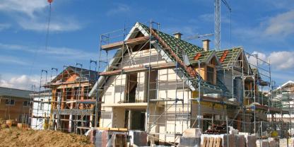 Hausbau-AdobeStock_13944344