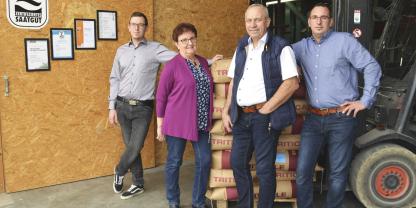 Familie Zenk führt den Betrieb gemeinsam: (v.l.n.r.) Tobias, Angelika, Robert und Johannes Zenk.